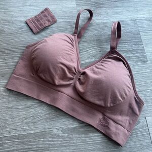 Kindred Bravely Davy piper Purple Seamless Bra maternity bra